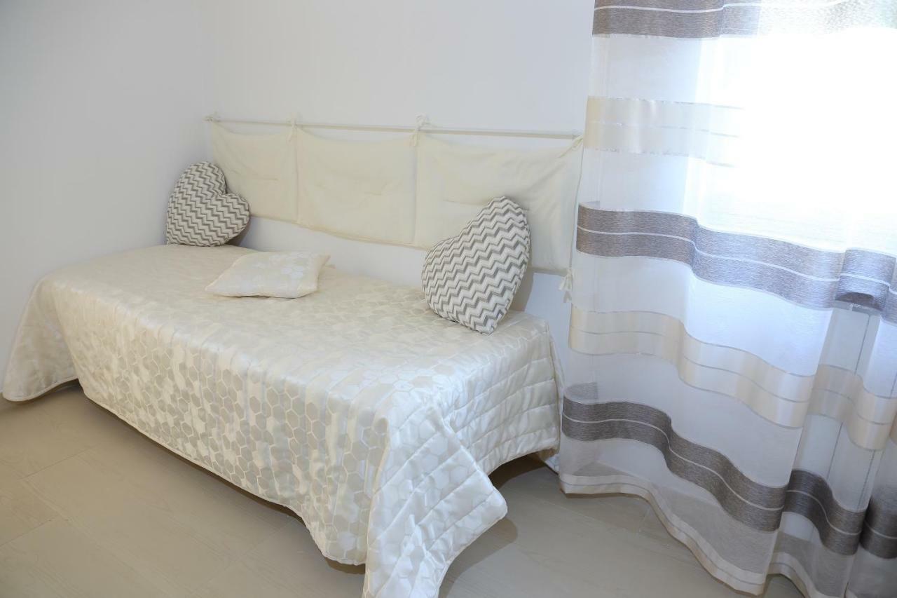 B&B Il Melograno Antico Con Terrazza E Giardino Agrigento Bagian luar foto